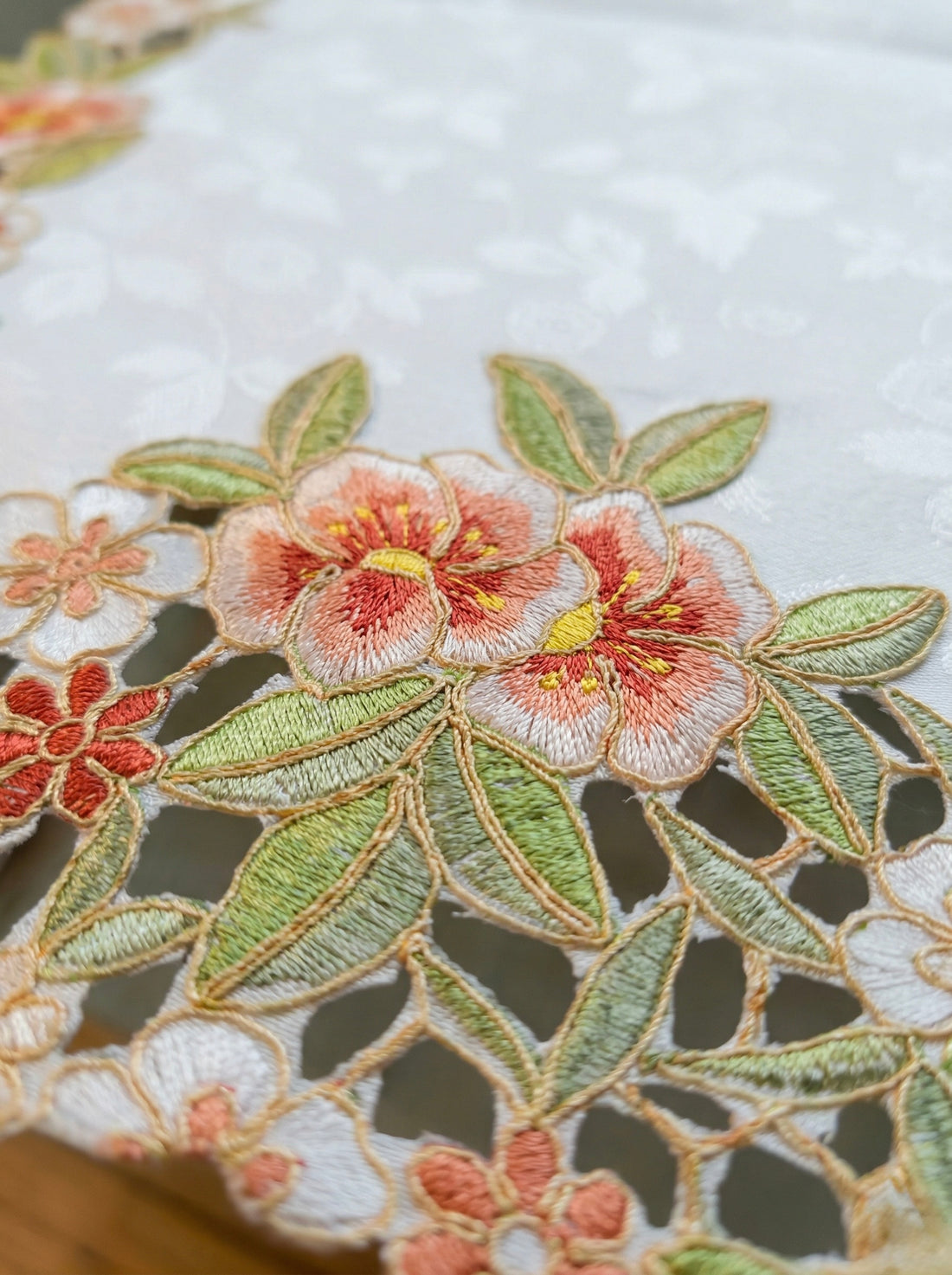 Pushp Lace Cutwork Satin Table Runner