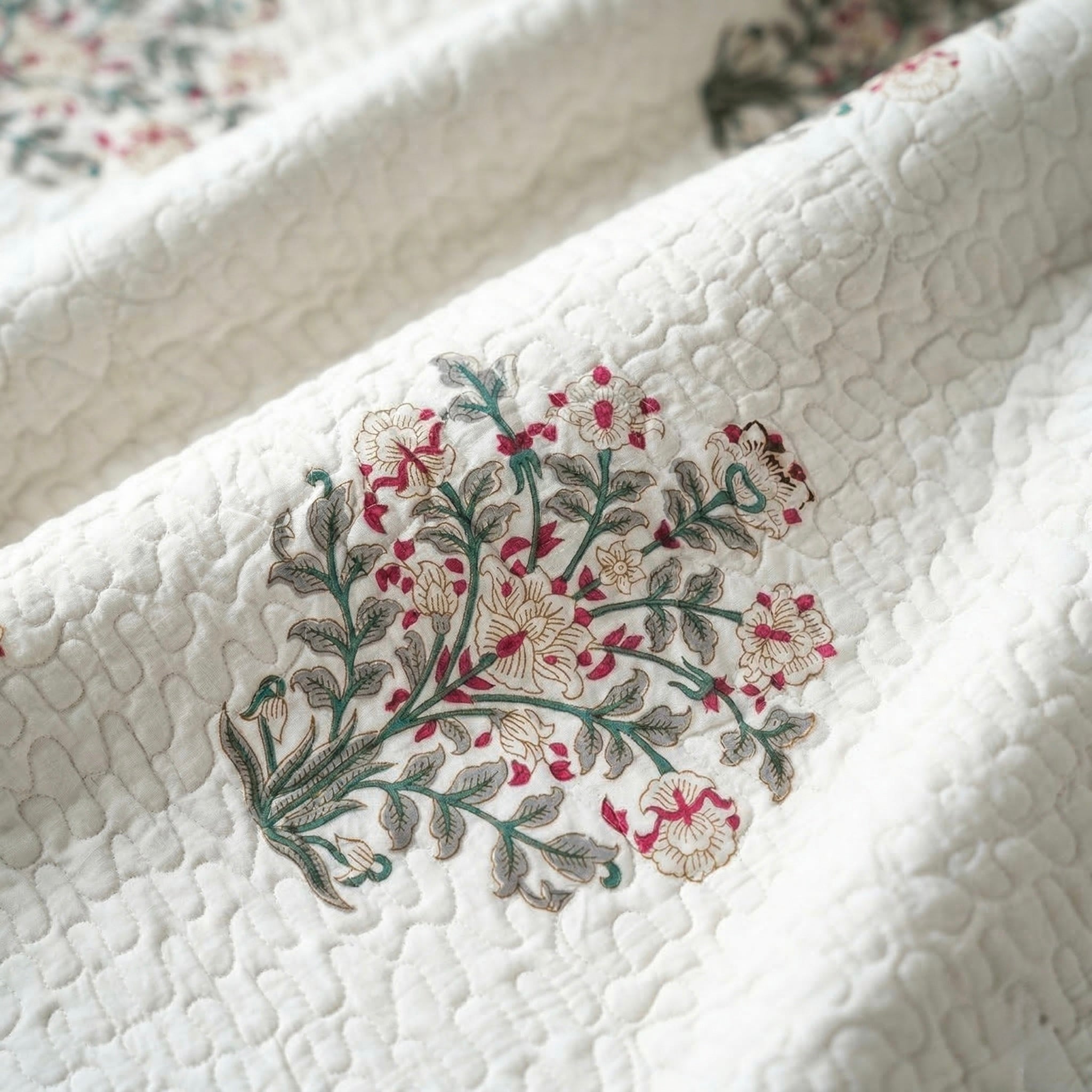 Gulbagh Quilted Cotton Bedcover Set
