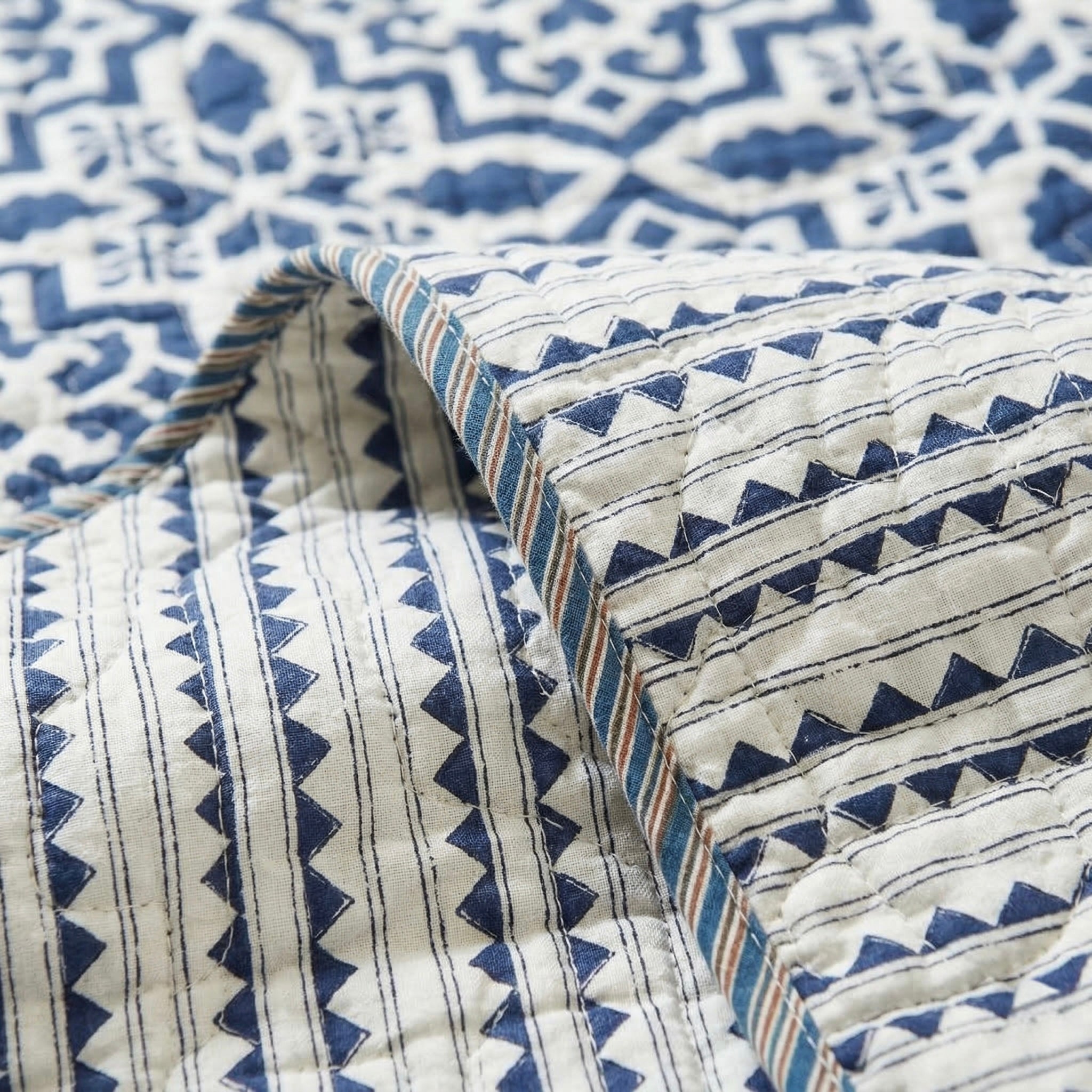 Neel Vatika Quilted Cotton Bedcover Set