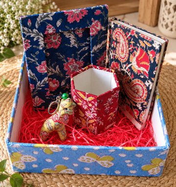 Handcrafted Floral Gift Box – Elegant &amp; Thoughtful Gift Set